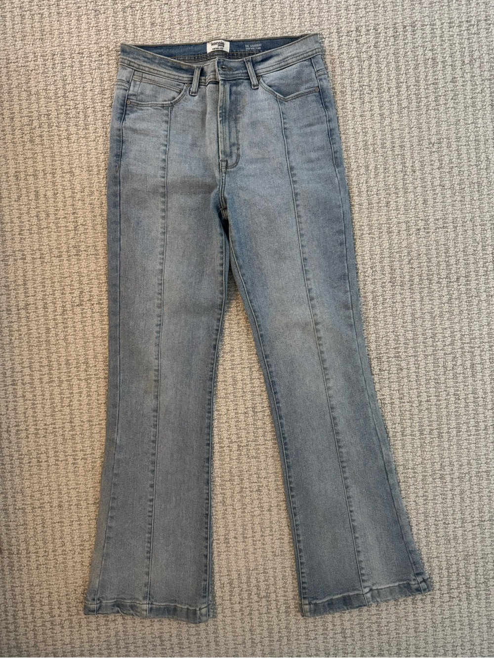 Kensie Jeans The Savannah High Rise Flare Pintuck Jeans Size 8/29